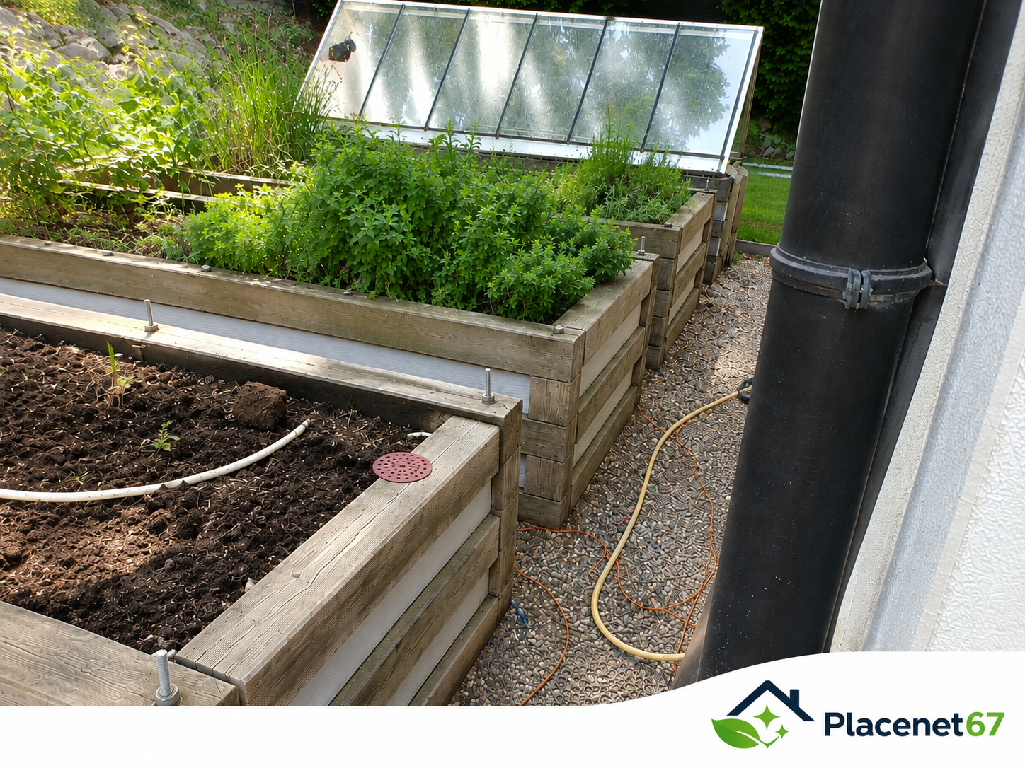Bacs potagers en bois avant rénovation et ponçage par Placenet67